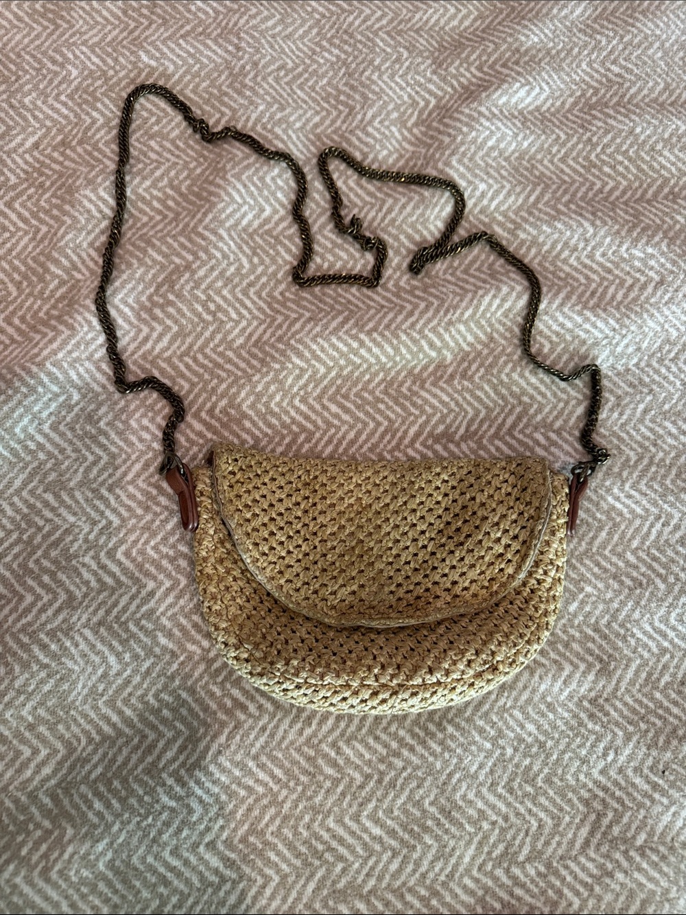 Anthropologie Woven Straw Crossbody Bag in Natural Tan with Chain Strap